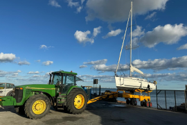 Agncia_Legenda_marina_--ar_7758_--raw_--v_7_274ffbec-9717-4f9f-b98c-f202ebc5d8f1_3